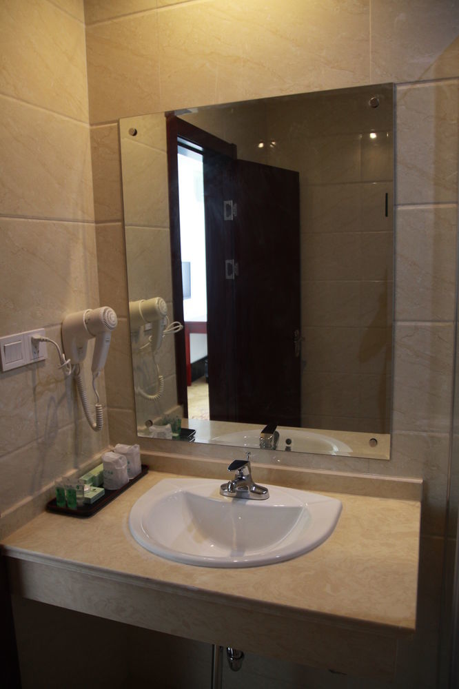 Shanghai Shuiting Holiday Hotel Extérieur photo